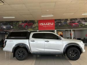 Isuzu D-Max 3.0TD double cab V-Cross 4x4 - Image 7