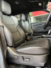 Isuzu D-Max 3.0TD double cab V-Cross 4x4 - Image 40