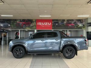 Isuzu D-Max 3.0TD double cab V-Cross 4x4 - Image 8