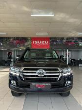 Toyota Land Cruiser 200 4.5D-4D V8 VX-R - Image 2