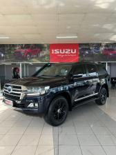 Toyota Land Cruiser 200 4.5D-4D V8 VX-R - Image 3
