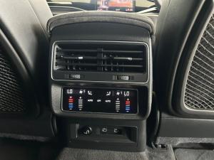 Audi RSQ8 quattro - Image 21