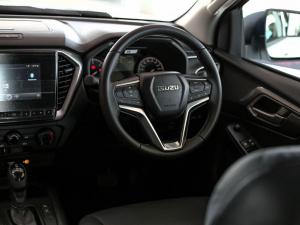 Isuzu D-Max 1.9TD double cab LS manual - Image 11