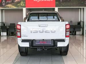 Isuzu D-Max 1.9TD double cab LS manual - Image 5