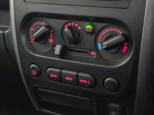Suzuki Jimny 1.3 - Image 13