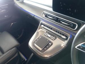 Mercedes-Benz V-Class V300d Exclusive - Image 13