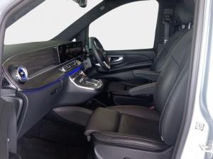 Mercedes-Benz V-Class V300d Exclusive - Image 15