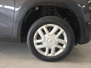 Suzuki Vitara Brezza 1.5 GL - Image 7