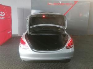 Mercedes-Benz C-Class C180 auto - Image 10
