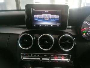Mercedes-Benz C-Class C180 auto - Image 21