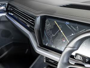 Volkswagen Touareg V6 TDI Executive R-Line - Image 11