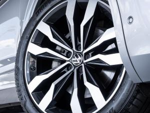 Volkswagen Touareg V6 TDI Executive R-Line - Image 5