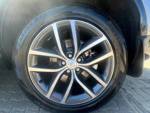 Land Rover Discovery Sport D200 R-Dynamic SE - Image 28