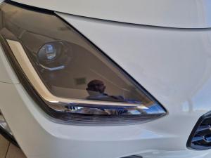 Suzuki Swift 1.2 GL+ auto - Image 2