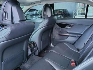 Mercedes-Benz C-Class C200 Avantgarde - Image 12