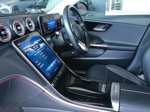 Mercedes-Benz C-Class C200 Avantgarde - Image 15