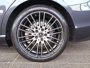 Mercedes-Benz C-Class C200 Avantgarde - Image 3