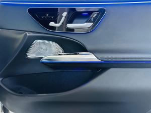 Mercedes-Benz E-Class E200 Avantgarde - Image 10