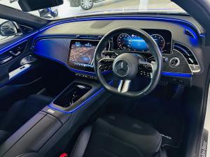 Mercedes-Benz E-Class E200 Avantgarde - Image 4