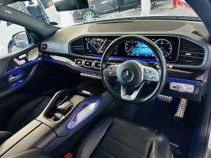 Mercedes-Benz GLS GLS400d 4Matic - Image 4