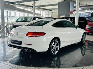 Mercedes-Benz C-Class C200 coupe auto - Image 2