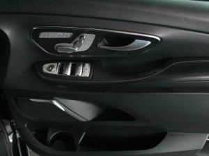 Mercedes-Benz V-Class V300d Exclusive - Image 13