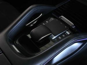 Mercedes-Benz GLE GLE300d 4Matic - Image 13