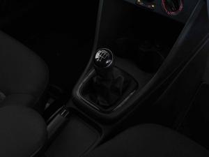 Volkswagen Polo Vivo hatch 1.4 Life - Image 12