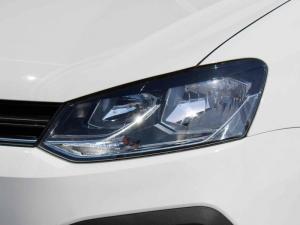 Volkswagen Polo Vivo hatch 1.4 Life - Image 7