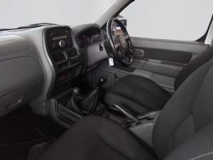 Nissan Hardbody NP300 2.5 TDi 4X4D/C - Image 2