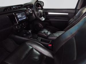 Toyota Hilux 2.4 GD-6 RB Raider automaticE/CAB - Image 3
