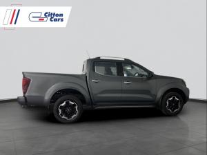 Nissan Navara 2.5D LE 4X2 automatic D/C - Image 5
