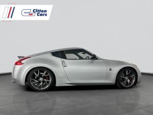 Nissan 370 Z Coupe automatic - Image 5