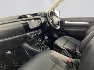 Toyota Hilux 2.0 VvtiS/C Chassis Cab - Image 6