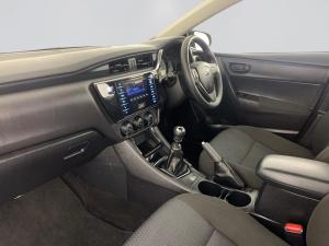 Toyota Corolla Quest Plus 1.8 - Image 12