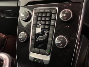 Volvo V40 D3 Momentum Geartronic - Image 8