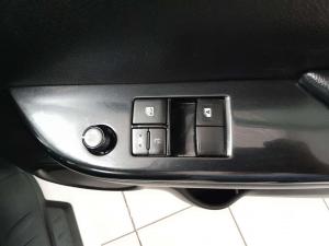 Toyota Hilux 2.4 GD-6 RB SRS/C - Image 15