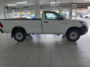 Toyota Hilux 2.4 GD-6 RB SRS/C - Image 6