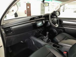 Toyota Hilux 2.4 GD-6 RB SRS/C - Image 7
