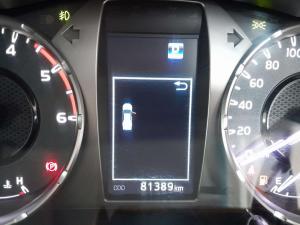 Toyota Hilux 2.4 GD-6 Raider X 4X4 automaticD/C - Image 13