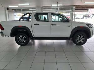 Toyota Hilux 2.4 GD-6 Raider X 4X4D/C - Image 6