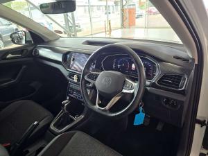 Volkswagen T-CROSS 1.5 TSI R-LINE DSG - Image 8