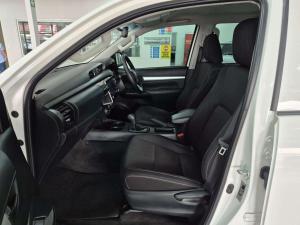 Toyota Hilux 2.4 GD-6 Raider 4X4 automaticD/C - Image 12