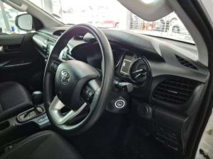 Toyota Hilux 2.4 GD-6 Raider 4X4 automaticD/C - Image 7