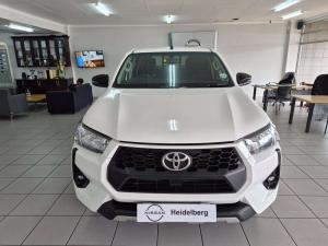 Toyota Hilux 2.4 GD-6 Raider 4X4 automaticD/C - Image 3