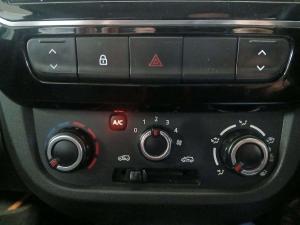 Renault Kwid 1.0 Dynamique / ZEN / Techno 5-Door AMT - Image 19