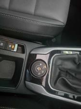 Volkswagen T-Roc 2.0TSI 140kW 4Motion Design - Image 19