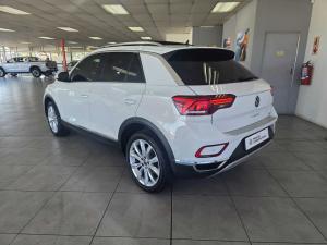Volkswagen T-Roc 2.0TSI 140kW 4Motion Design - Image 3