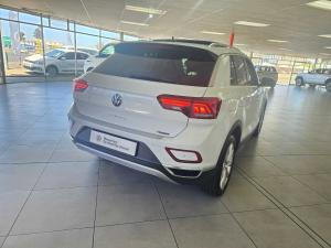 Volkswagen T-Roc 2.0TSI 140kW 4Motion Design - Image 5