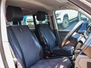 Volkswagen Transporter 2.0BiTDI Kombi SWB Trendline Plus 4Motion - Image 9
